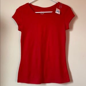 New Simple Red Top